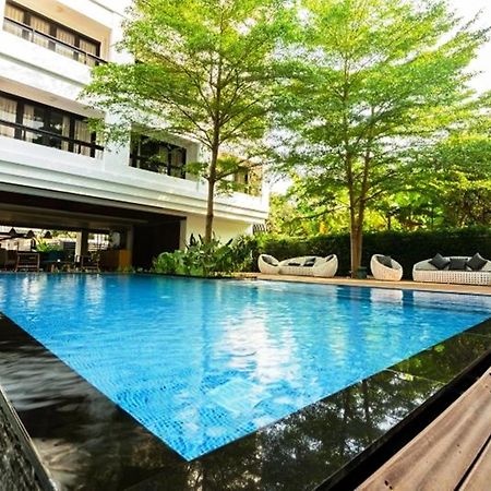 Uma Residence Bangkok Exterior foto
