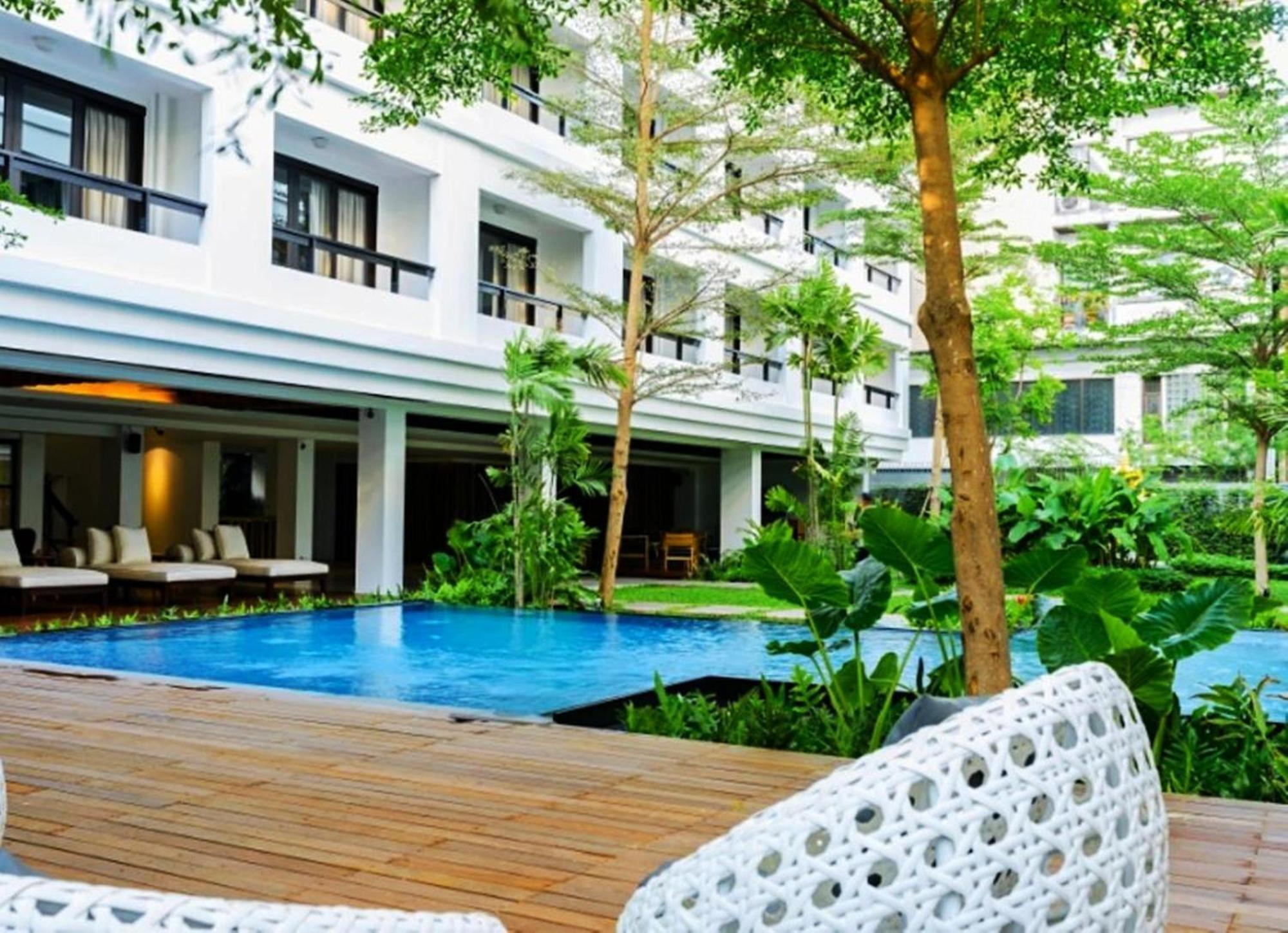 Uma Residence Bangkok Exterior foto