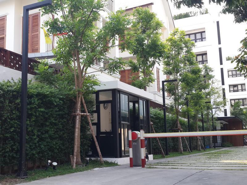 Uma Residence Bangkok Exterior foto