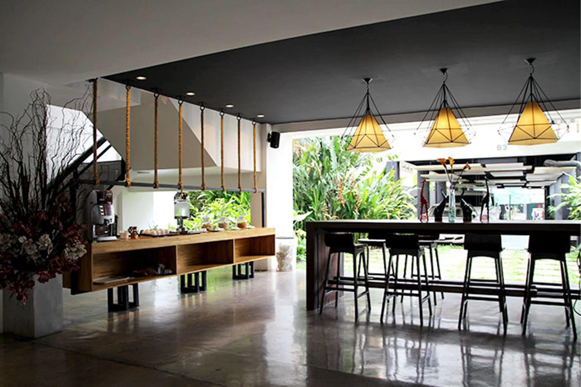 Uma Residence Bangkok Exterior foto
